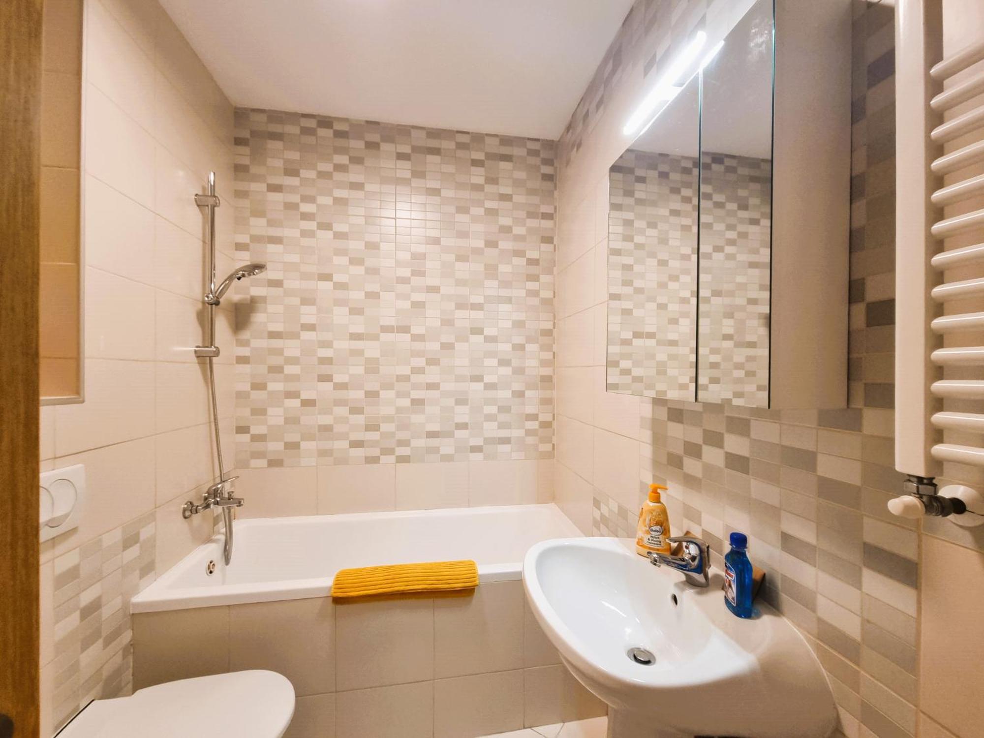 Bucharest Central E Apartment Bagian luar foto